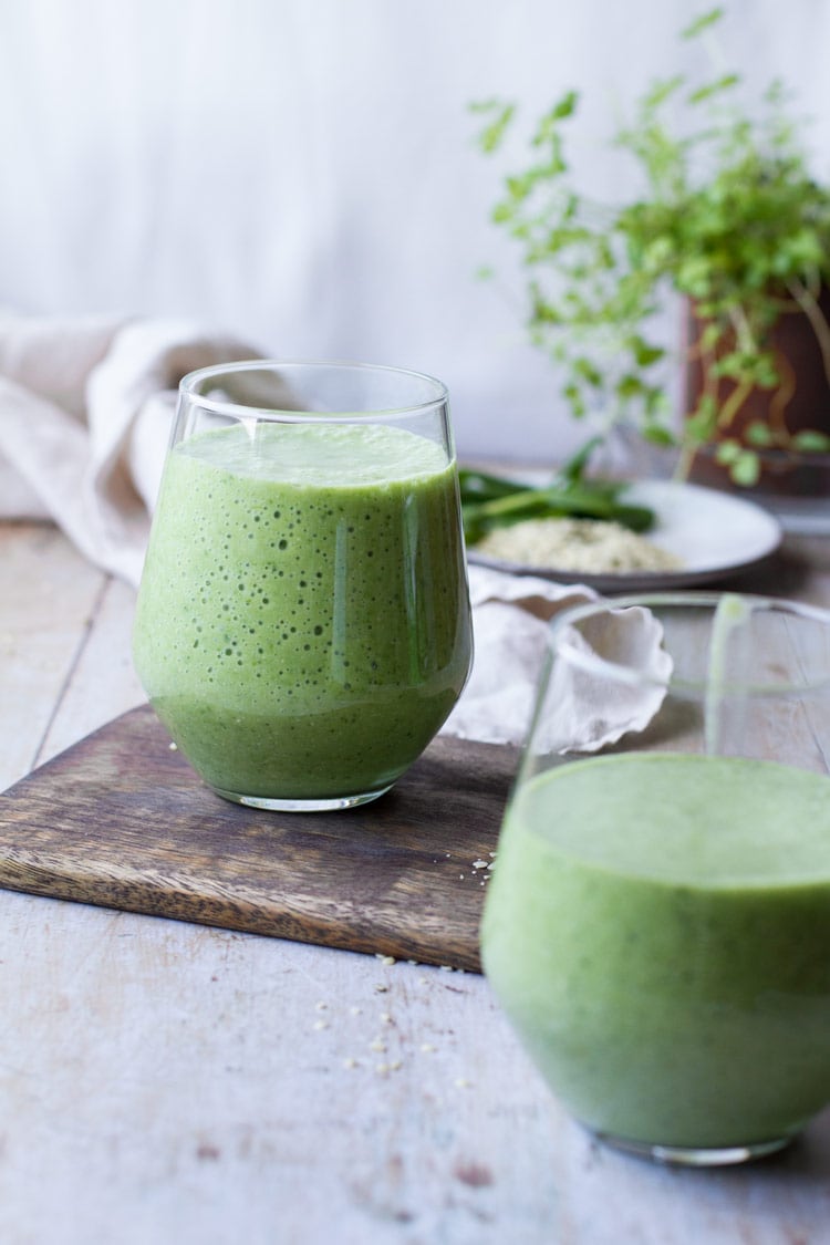 Photo of green smoothie recipe.