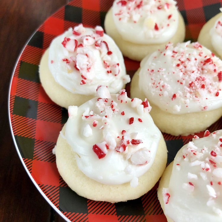 White cookies with white peppermint glazing.